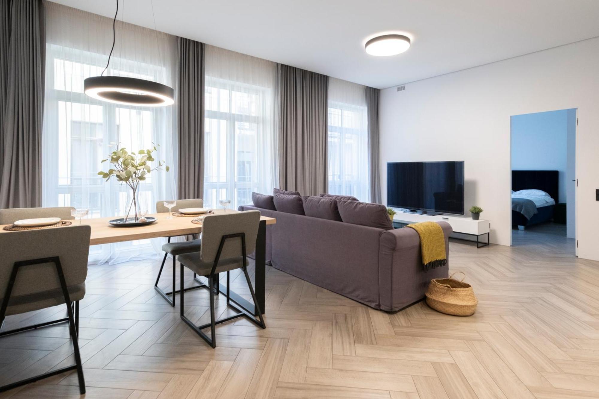 Cohost I Oldtown 60M2 Apt W-Garage Parking, Balcony & Self Check-In Аеропорт Вільнюс Екстер'єр фото