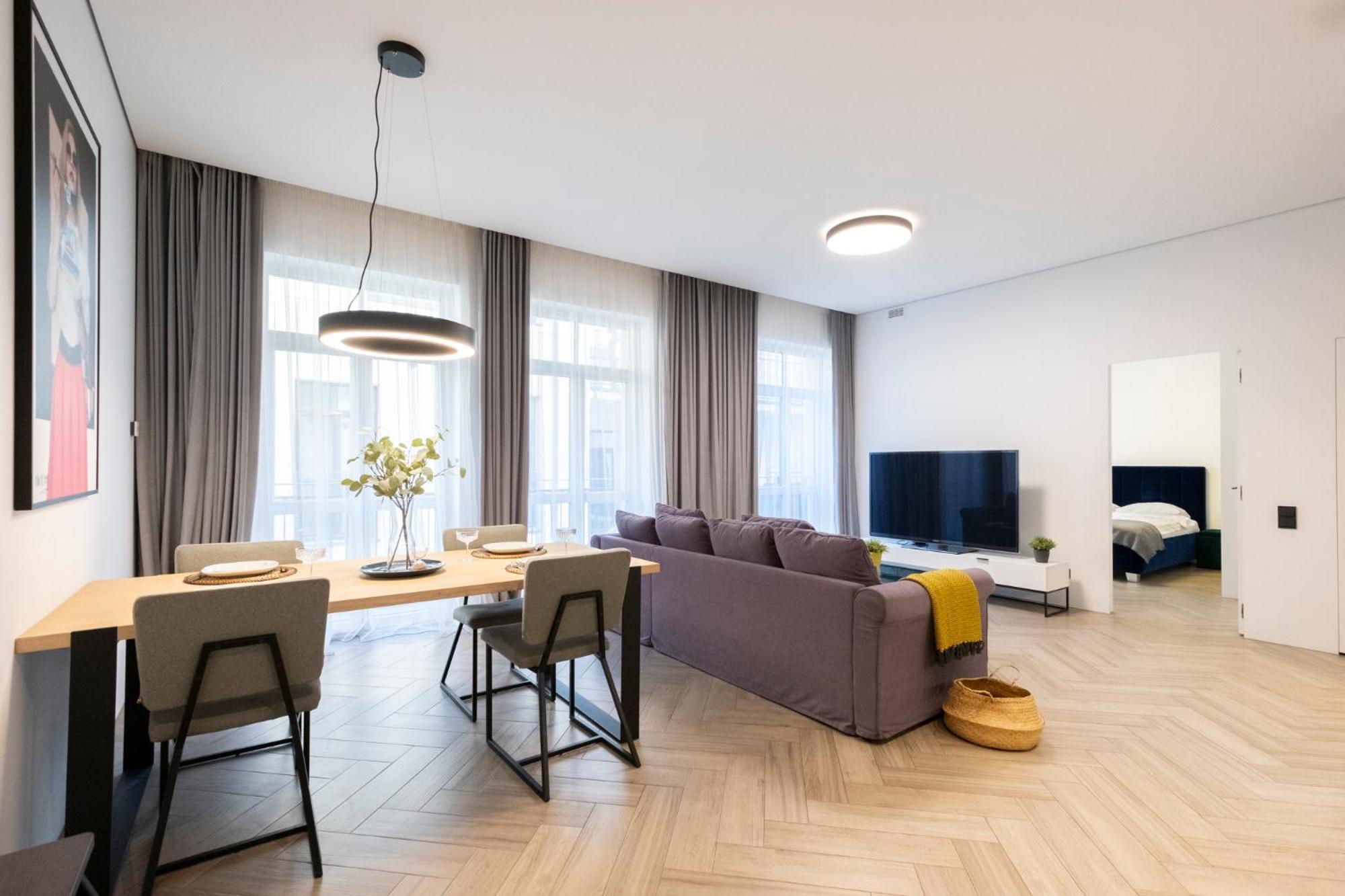 Cohost I Oldtown 60M2 Apt W-Garage Parking, Balcony & Self Check-In Аеропорт Вільнюс Екстер'єр фото