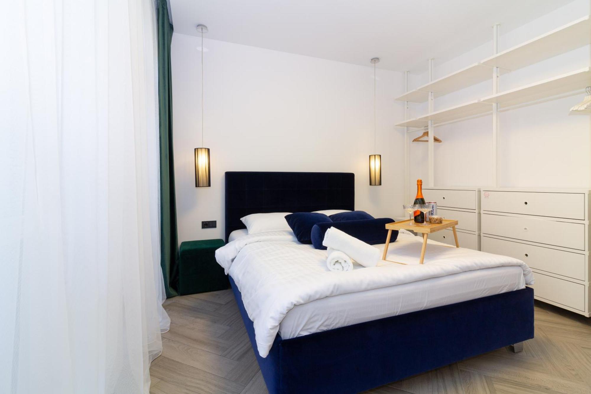 Cohost I Oldtown 60M2 Apt W-Garage Parking, Balcony & Self Check-In Аеропорт Вільнюс Екстер'єр фото